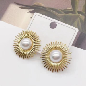 Pearl Stud Earring 3